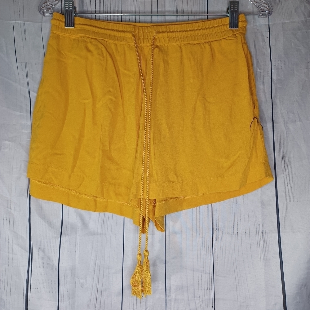 H&M Women's Yellow Drawstring Shorts